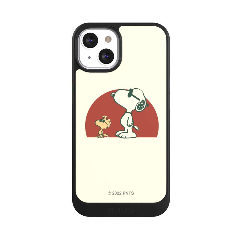 iPhone 13 NIVOcore Snoopy Woodstock weit draußen