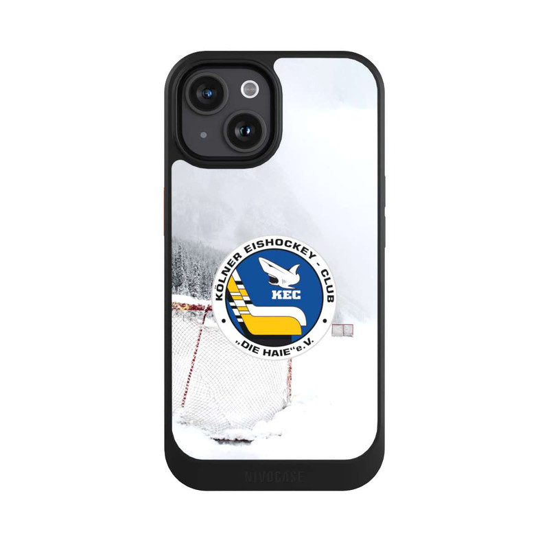 iPhone 15 NIVOcore Trainingsplatz im Schnee