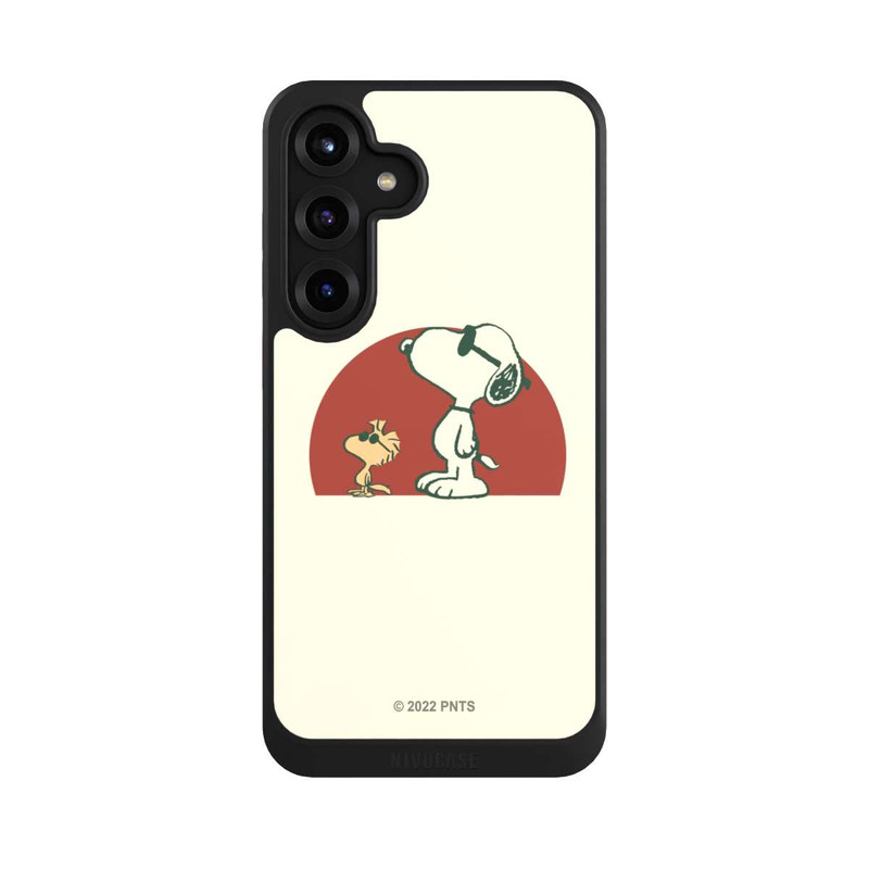 Galaxy S25 + NIVOcore Snoopy Woodstock weit draußen