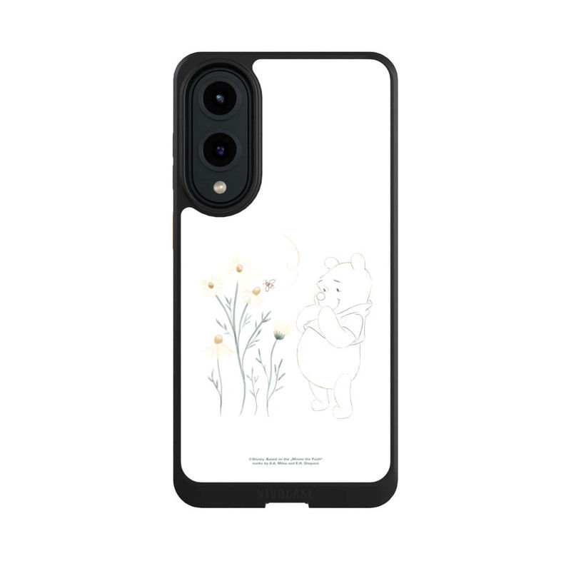 Galaxy S25 Edge NIVOcore Winnie Pooh Looks at Daisies