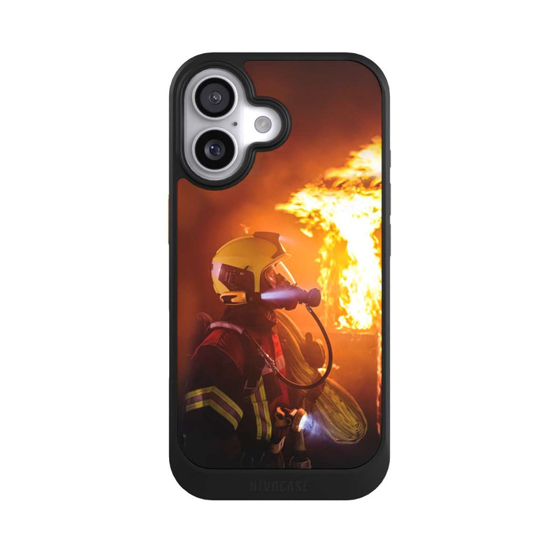 iPhone 17 NIVOcore Feuerwehrmann vor Explosion