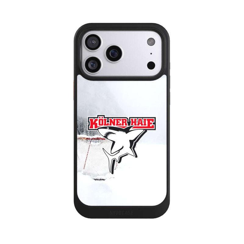 iPhone 17 Pro Max NIVOcore Trainingsplatz im Schnee