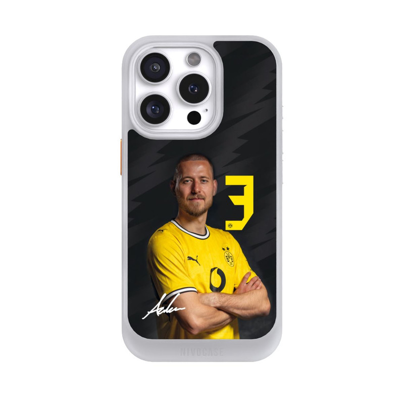 iPhone 16 Pro NIVOcore Waldemar Anton 26/27