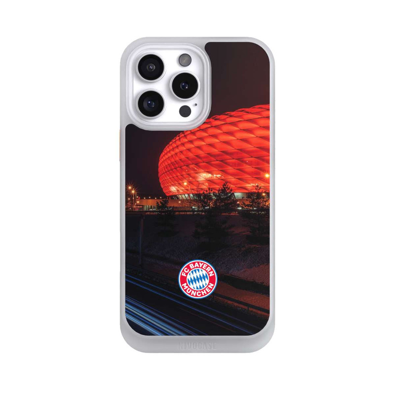 iPhone 16 Pro Max NIVOcore Allianz Arena bei Nacht FCB
