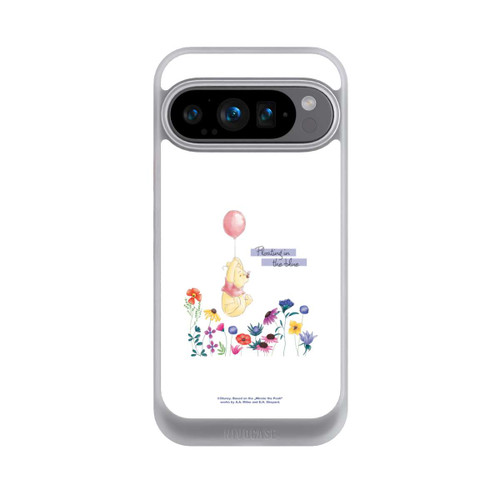Google Pixel 9 Pro NIVOcore Winnie Ourson Floating in The Blue