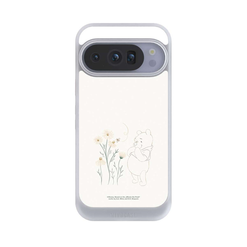 Pixel 10 Pro NIVOcore Winnie Puuh sieht sich Gänseblümchen an
