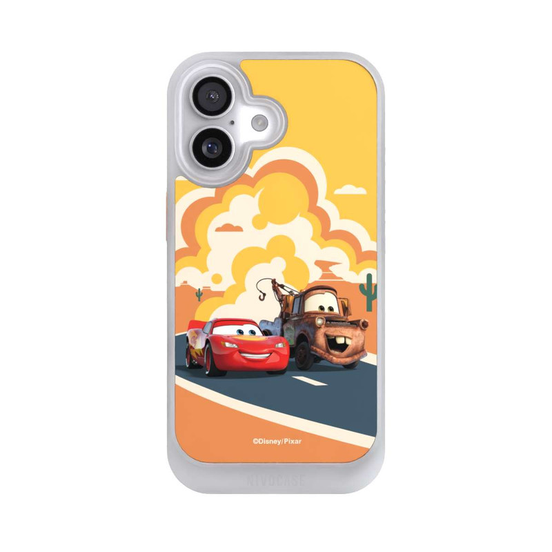 iPhone 17 NIVOcore Disney Cars Lightning McQueen Und Hook on the Road
