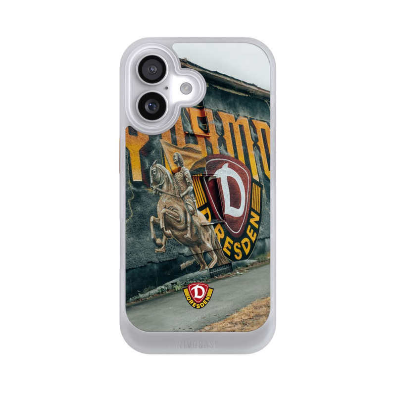 iPhone 17 NIVOcore Dynamo Dresden Graffiti