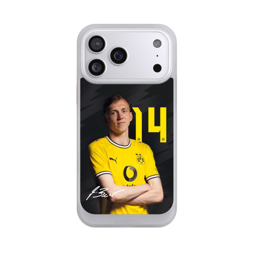 Apple iPhone 17 Pro Max NIVOcore Maximilian Beier 26/27