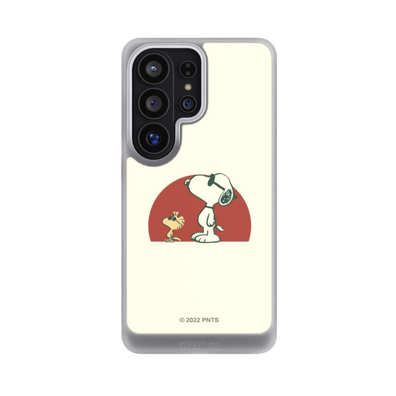 Galaxy S26 Ultra NIVOcore Snoopy Woodstock weit draußen