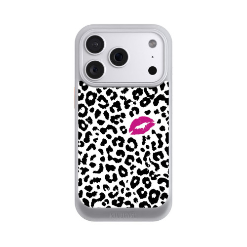 Apple iPhone 18 Pro NIVOcore Leo Kiss