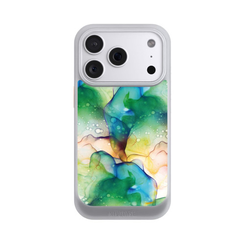 Apple iPhone 18 Pro NIVOcore Flüssige Kunst grüne Wiese