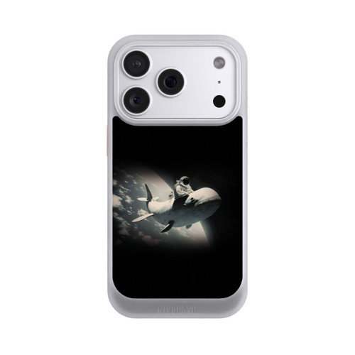 Apple iPhone 18 Pro NIVOcore Eine besondere Reise Astronaut