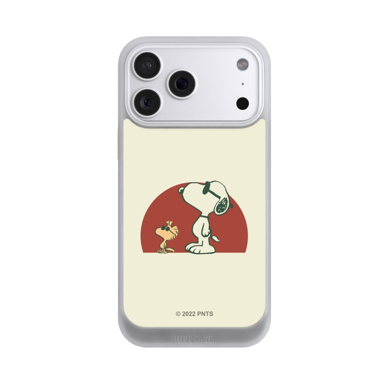 iPhone 18 Pro Max NIVOcore Snoopy Woodstock weit draußen