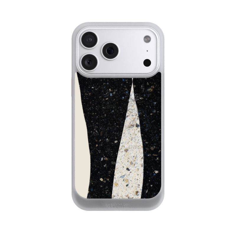 iPhone 18 Pro Max NIVOcore In Between
