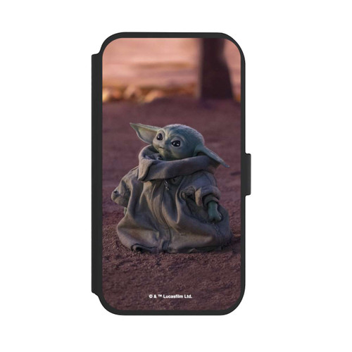 Apple iPhone 11 NIVOflip The Child schaut nach oben