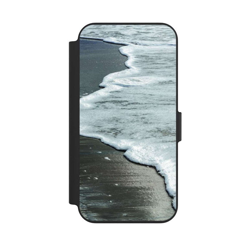 iPhone 13 NIVOflip At The Beach
