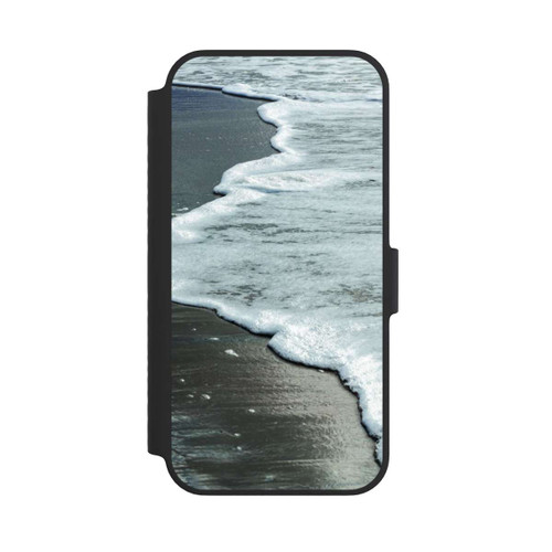 Apple iPhone 14 NIVOflip At The Beach