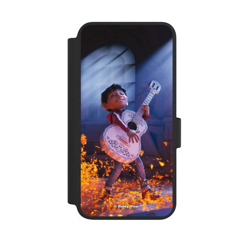 Samsung Galaxy S23 NIVOflip Miguel Coco Guitar Film Scene