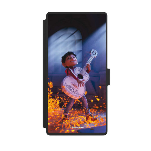 Samsung Galaxy S23 Ultra NIVOflip Miguel Coco Gitarrenfilm-Szene