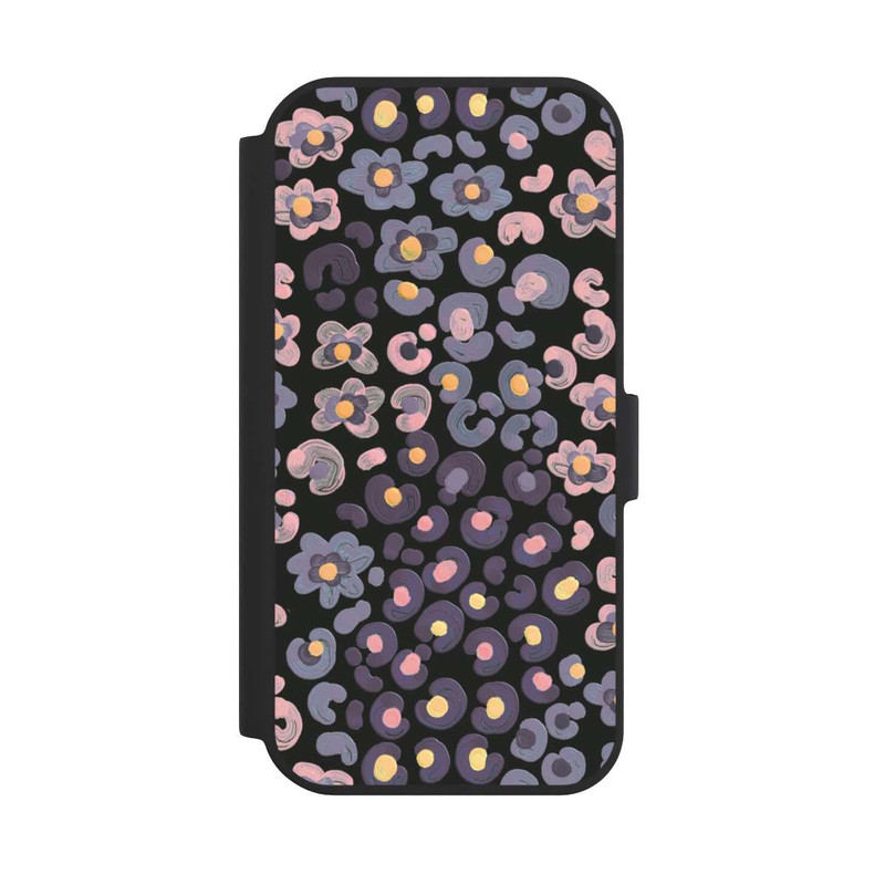 iPhone 15 NIVOflip Tierfell mit Blumen