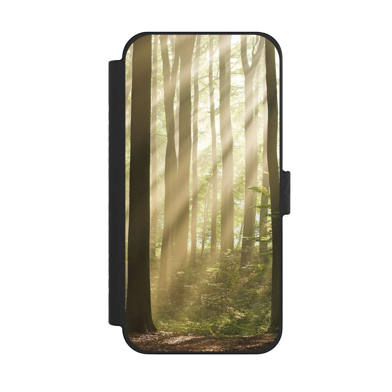 iPhone 15 Pro Max NIVOflip Im Wald