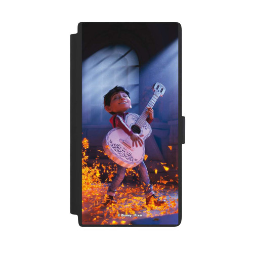 Samsung Galaxy S24 Ultra NIVOflip Miguel Coco Gitarrenfilm-Szene