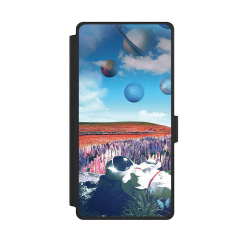 Samsung Galaxy S25 Ultra NIVOflip Astronaut on Grass Planets