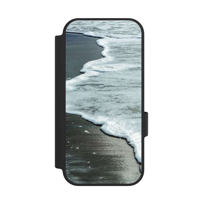Pixel 10 NIVOflip At The Beach