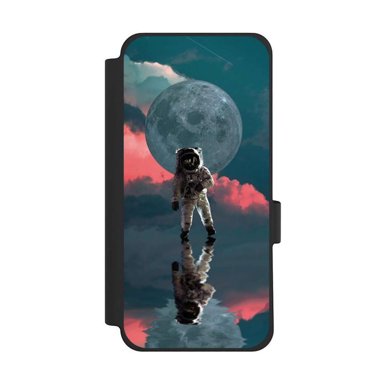 Pixel 10 Pro XL NIVOflip Astronaut Moonwalk