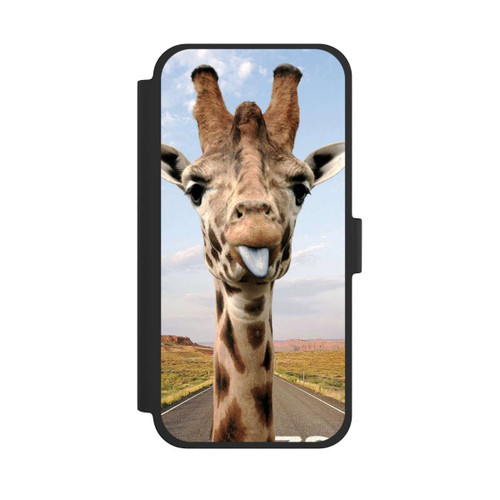 Apple iPhone 15 Plus NIVOflip Giraffe auf der Straße