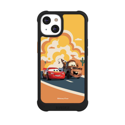 Apple iPhone 13 NIVOmax Disney Cars Lightning McQueen Und Hook on the Road
