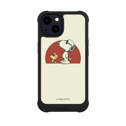 Apple iPhone 14 NIVOmax Snoopy Woodstock weit draußen