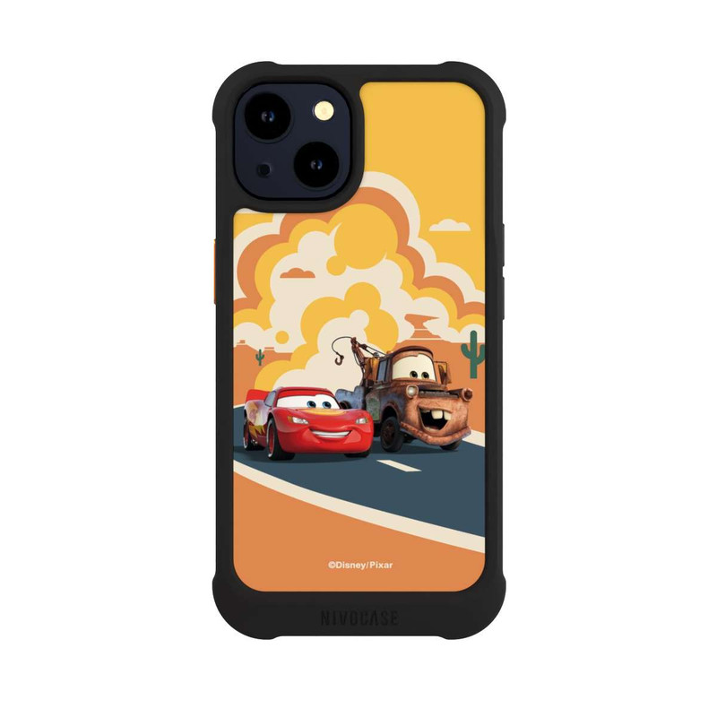 iPhone 14 NIVOmax Disney Cars Lightning McQueen Und Hook on the Road