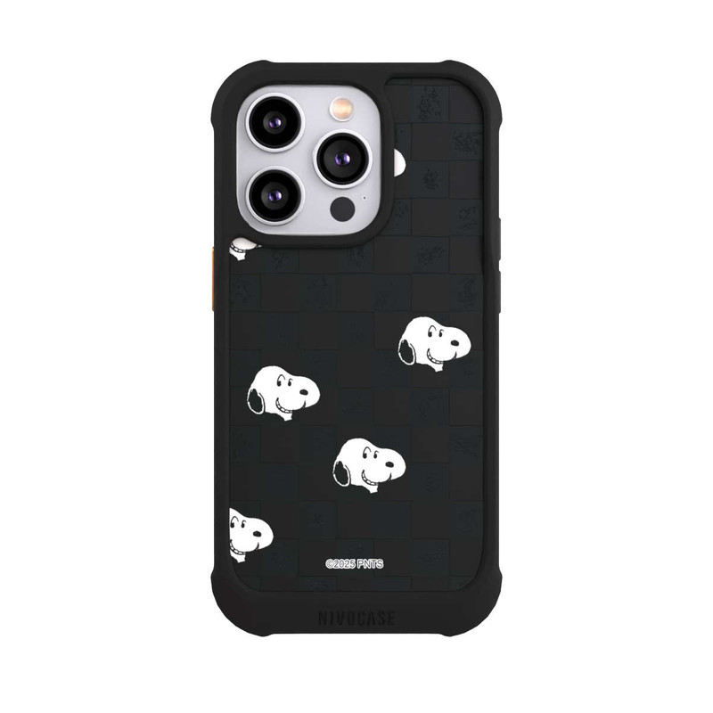 iPhone 14 Pro NIVOmax Snoopy Checked Pattern