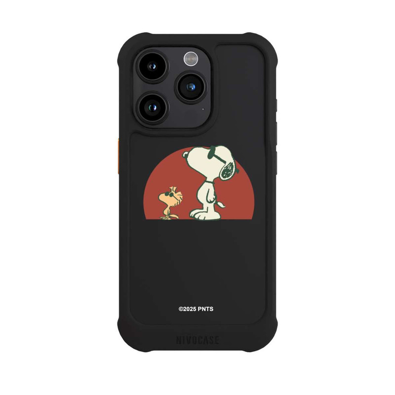 iPhone 15 Pro NIVOmax Snoopy Woodstock Far Out transparent