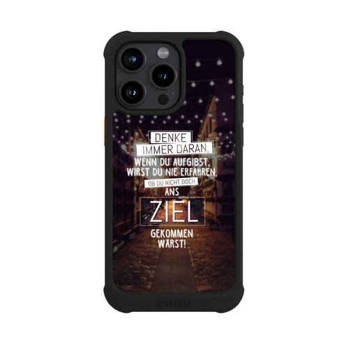 Apple iPhone 15 Pro Max NIVOmax Ins Ziel gekommen