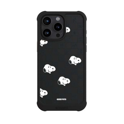 Apple iPhone 15 Pro Max NIVOmax Snoopy Checked Pattern