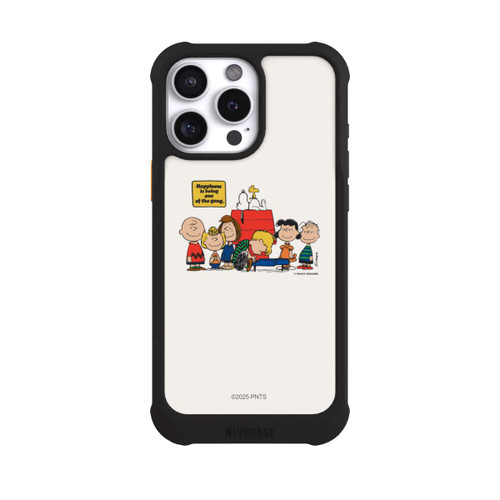 Apple iPhone 16 Pro Max NIVOmax Peanuts Group Pic