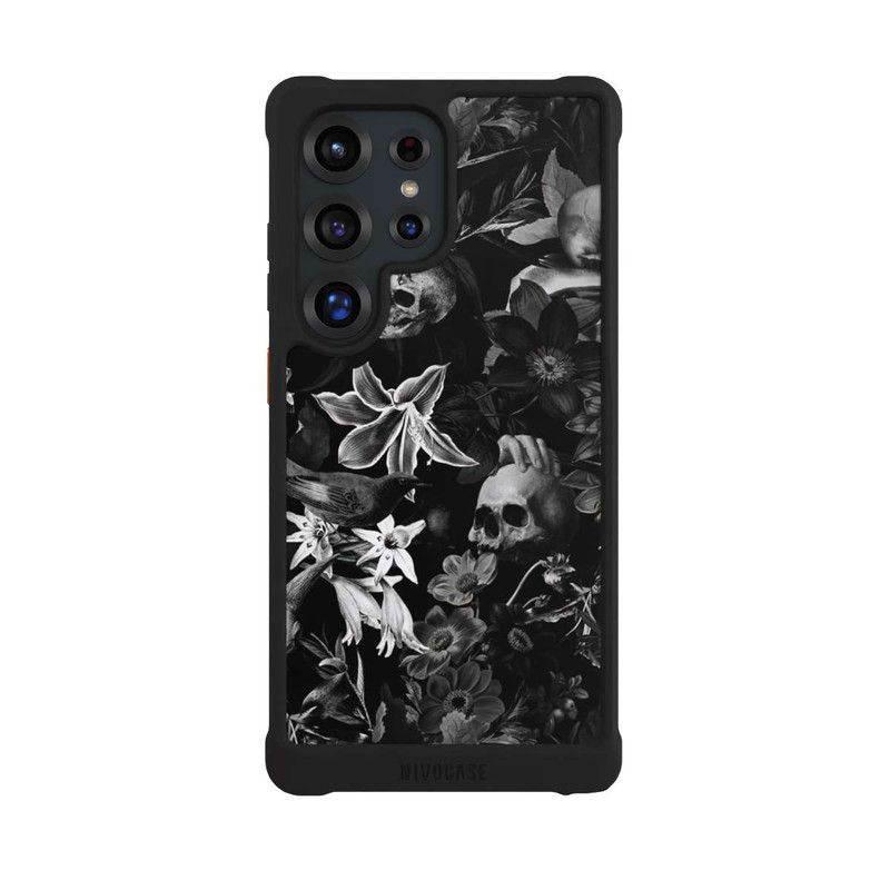 Galaxy S25 Ultra NIVOmax Totenköpfe und Blumen auf schwarzem Hintergrund