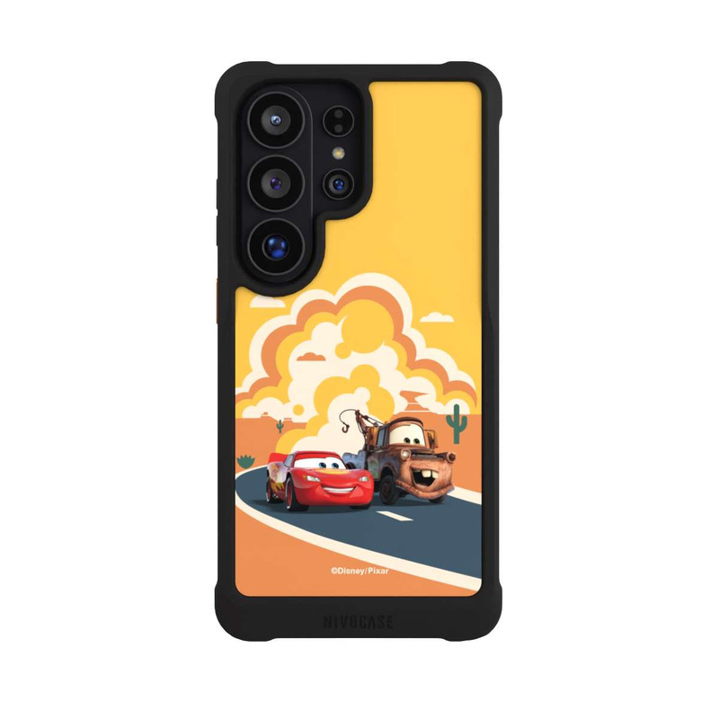 Galaxy S26 Ultra NIVOmax Disney Cars Lightning McQueen Und Hook on the Road