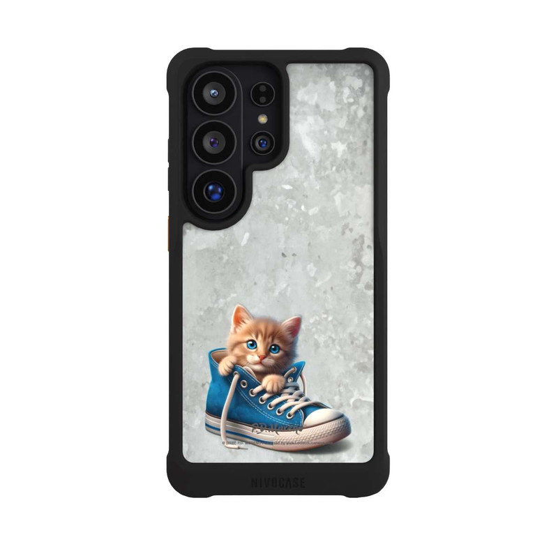 Galaxy S26 Ultra NIVOmax Cat in A Shoe