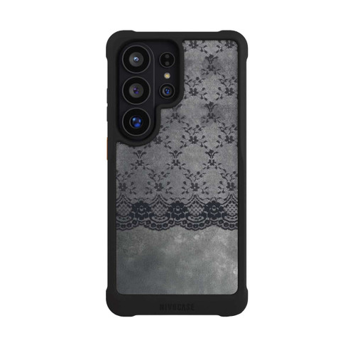Samsung Galaxy S26 Ultra NIVOmax Schwarzes Spitzenmuster auf grauem Hintergrund