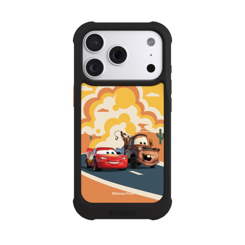 Apple iPhone 18 Pro NIVOmax Disney Cars Lightning McQueen Und Hook on the Road