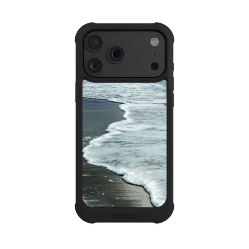 Apple iPhone 18 Pro Max NIVOmax At The Beach
