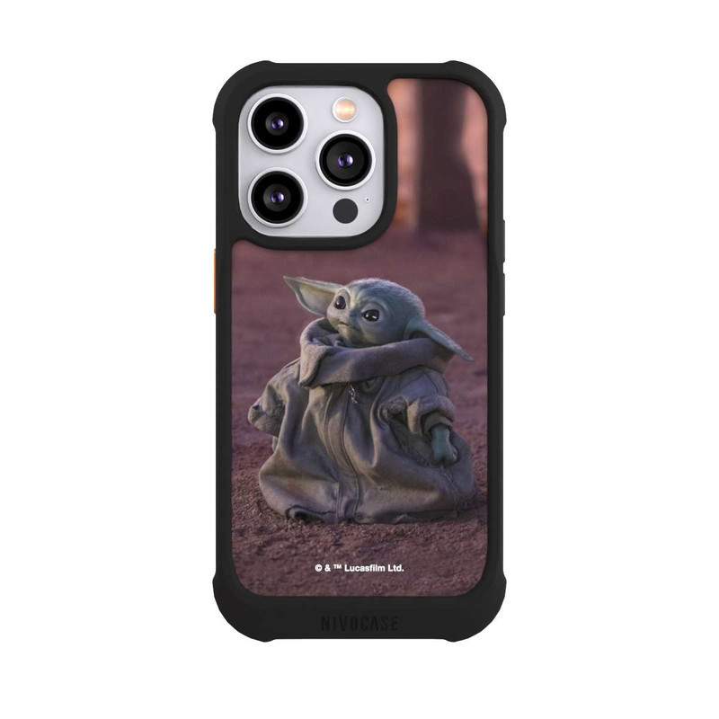 iPhone 14 Pro NIVOmax The Child schaut nach oben