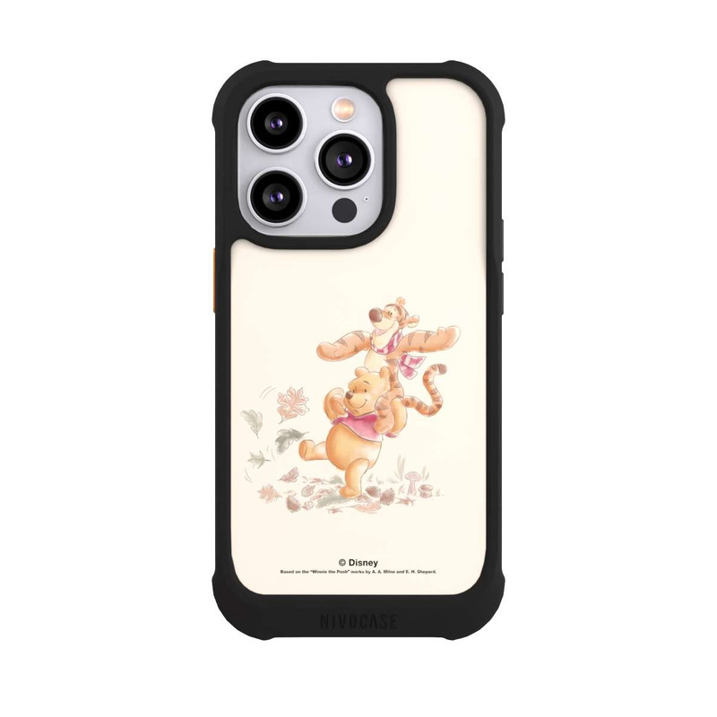 iPhone 14 Pro NIVOmax Winnie Puuh and Tigger Shenanigans