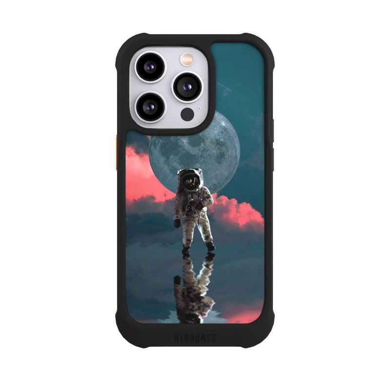 iPhone 14 Pro NIVOmax Astronaut Moonwalk