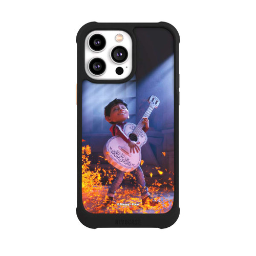 Apple iPhone 14 Pro Max NIVOmax Miguel Coco Gitarrenfilm-Szene