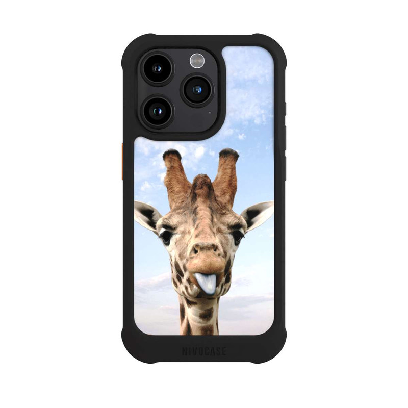 iPhone 15 Pro NIVOmax Giraffe auf der Straße